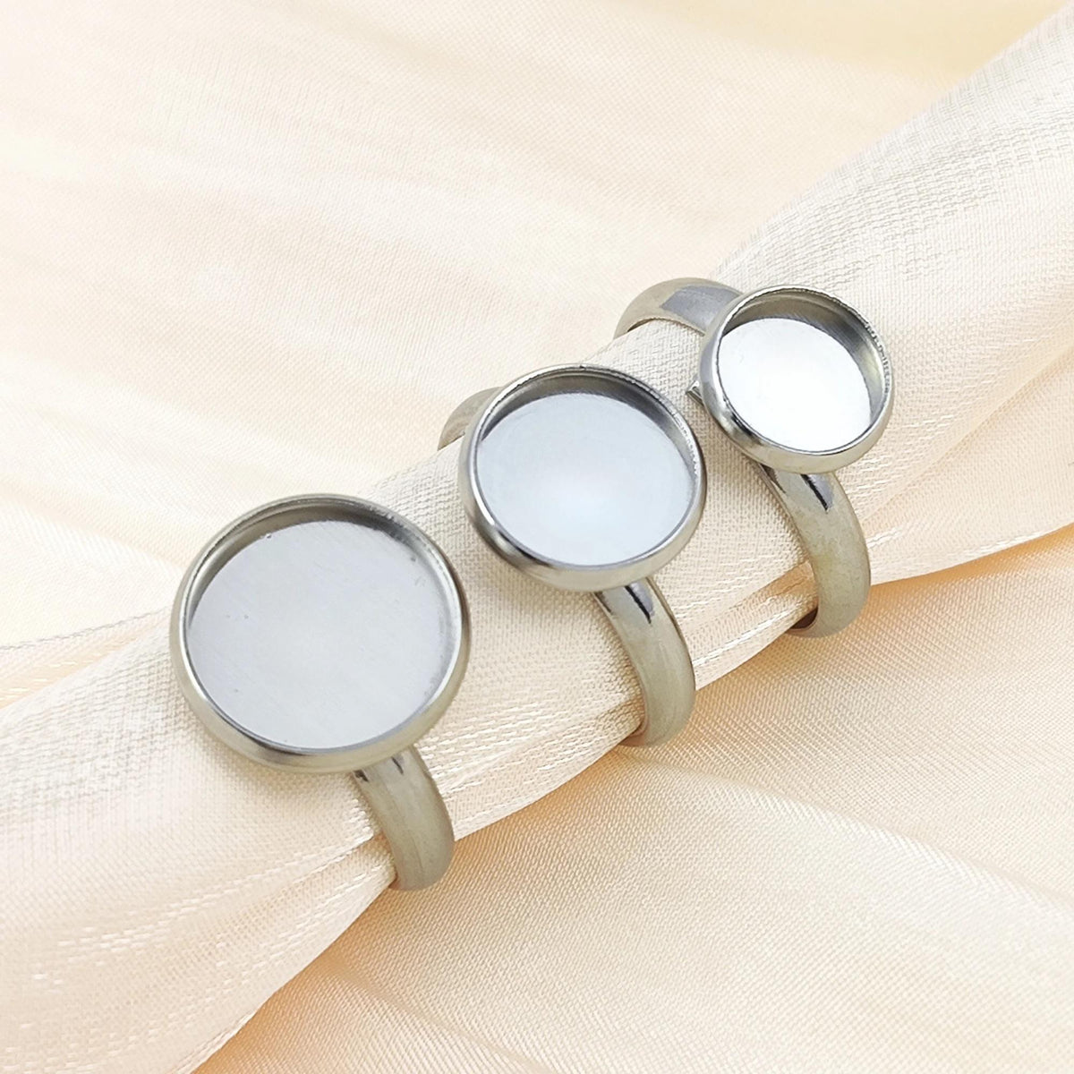 Stainless Steel Bezel Ring Blank, DIY Jewelry Findings (8mm to 12mm)
