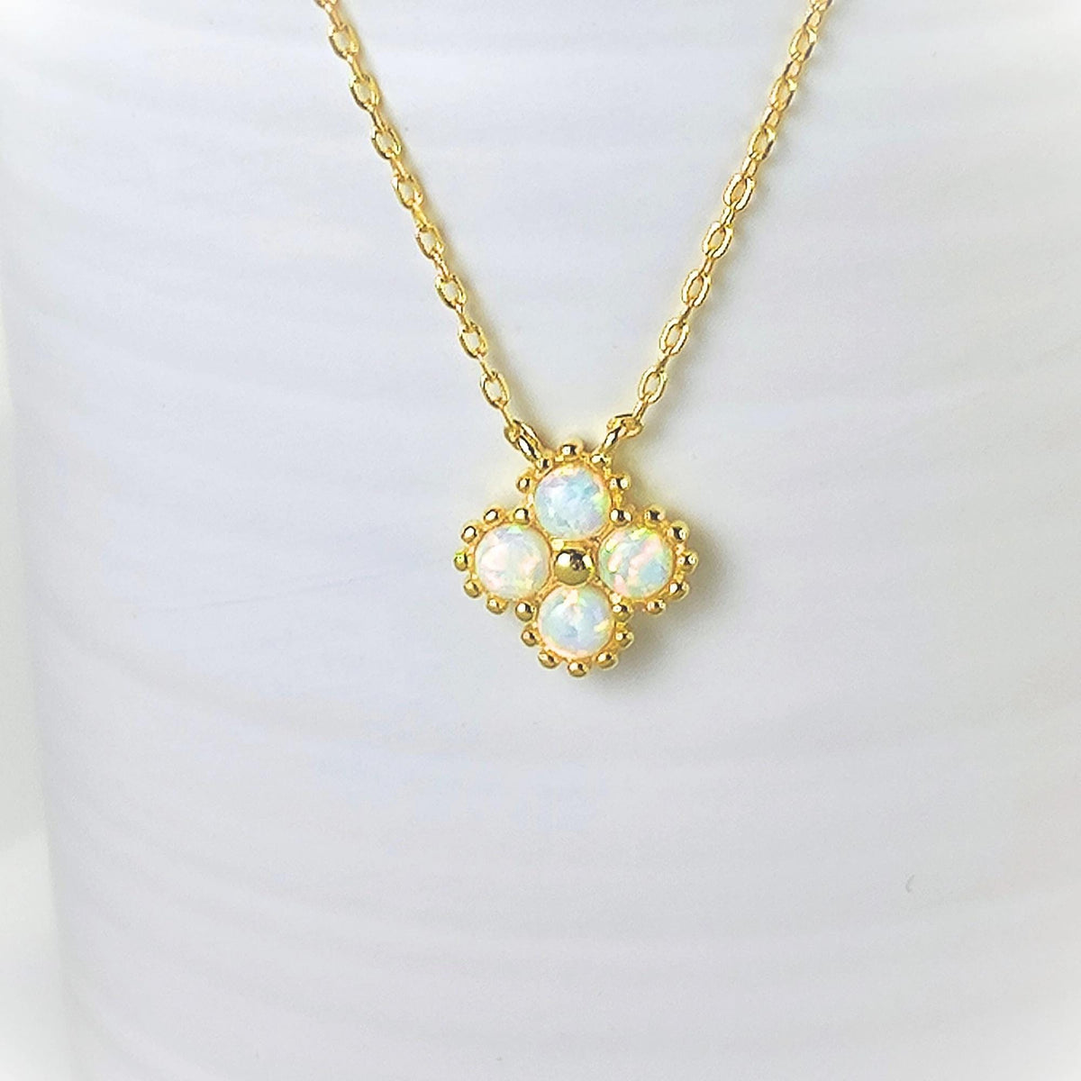 Tiny Four Leaf Clover Opal Pendant Necklace White Opal Flower Necklace Fire Opal 4 Leaf Clover Pendant Necklace Gift for Her Minimalist