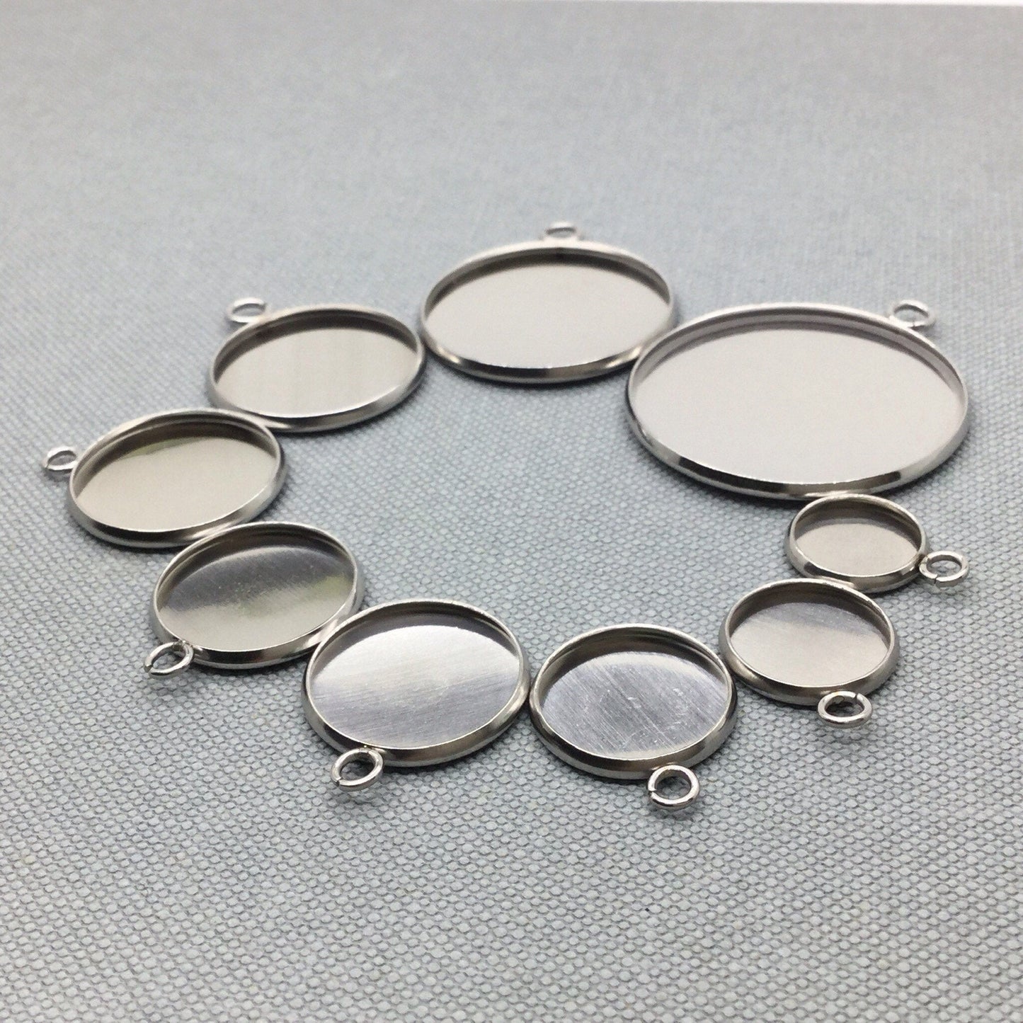 50pcs STAINLESS STEEL Blank Bezel Charm Pendant Setting - You pick the size