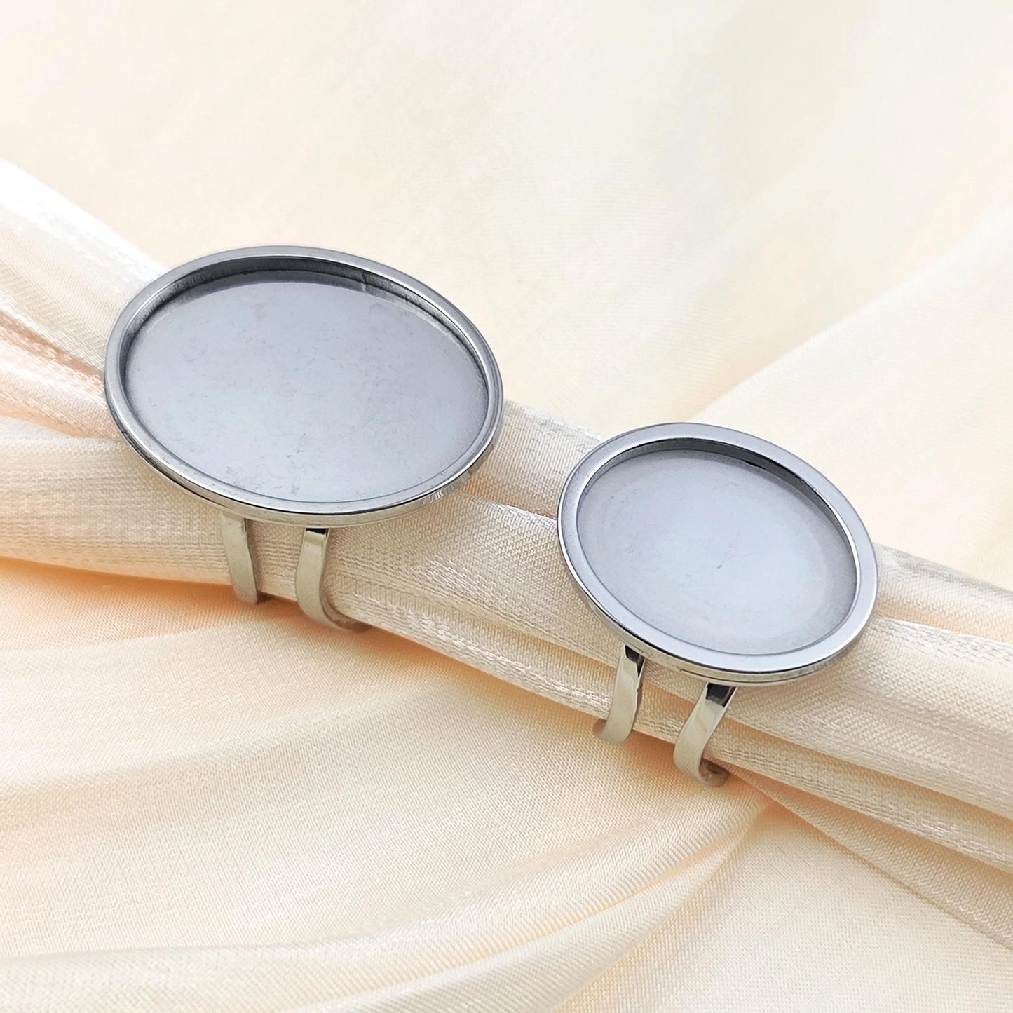 10pcs Stainless Steel Oval Thick Rim Ring Bezel Setting Blanks DIY Adjustable Finger Ring Base Cabochon Jewelry Findings 13x18mm/18x25mm