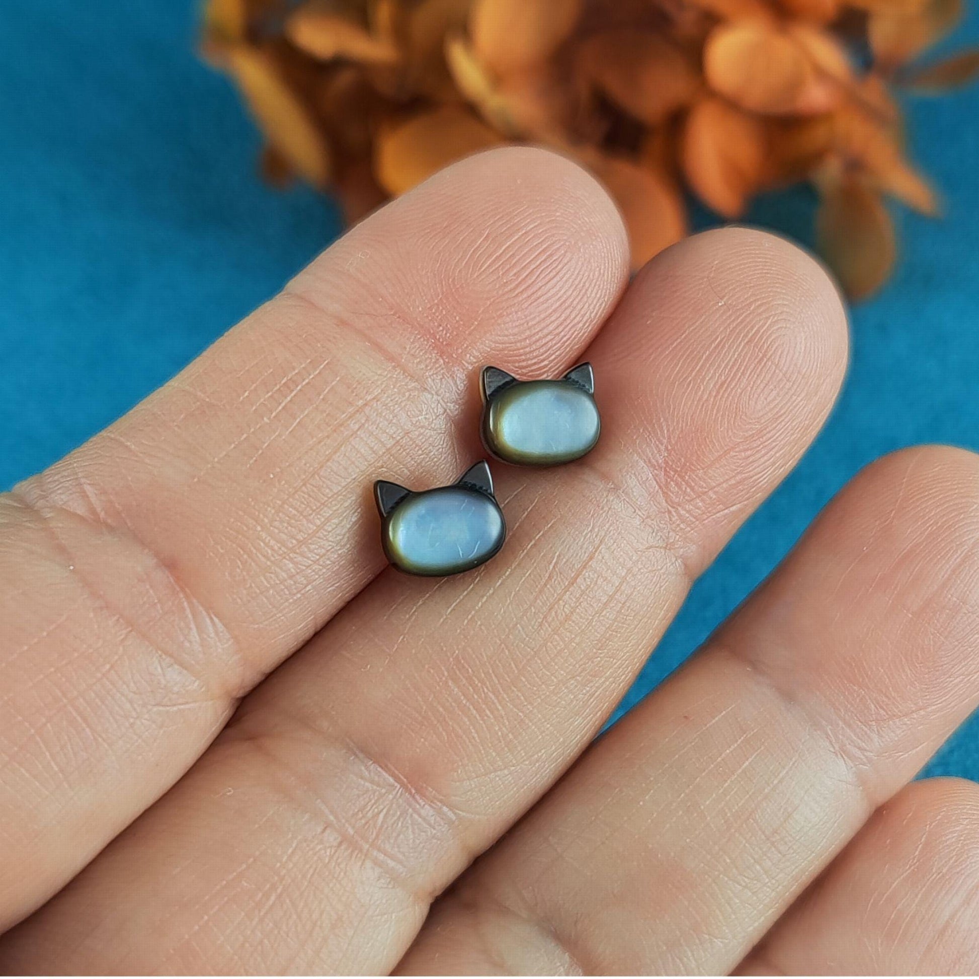 Hand carved White and Black Cat Mother of Pearl Stud Earrings Animal Sterling Silver Post Stud Earrings, Natural Mother of Pearl Earrings