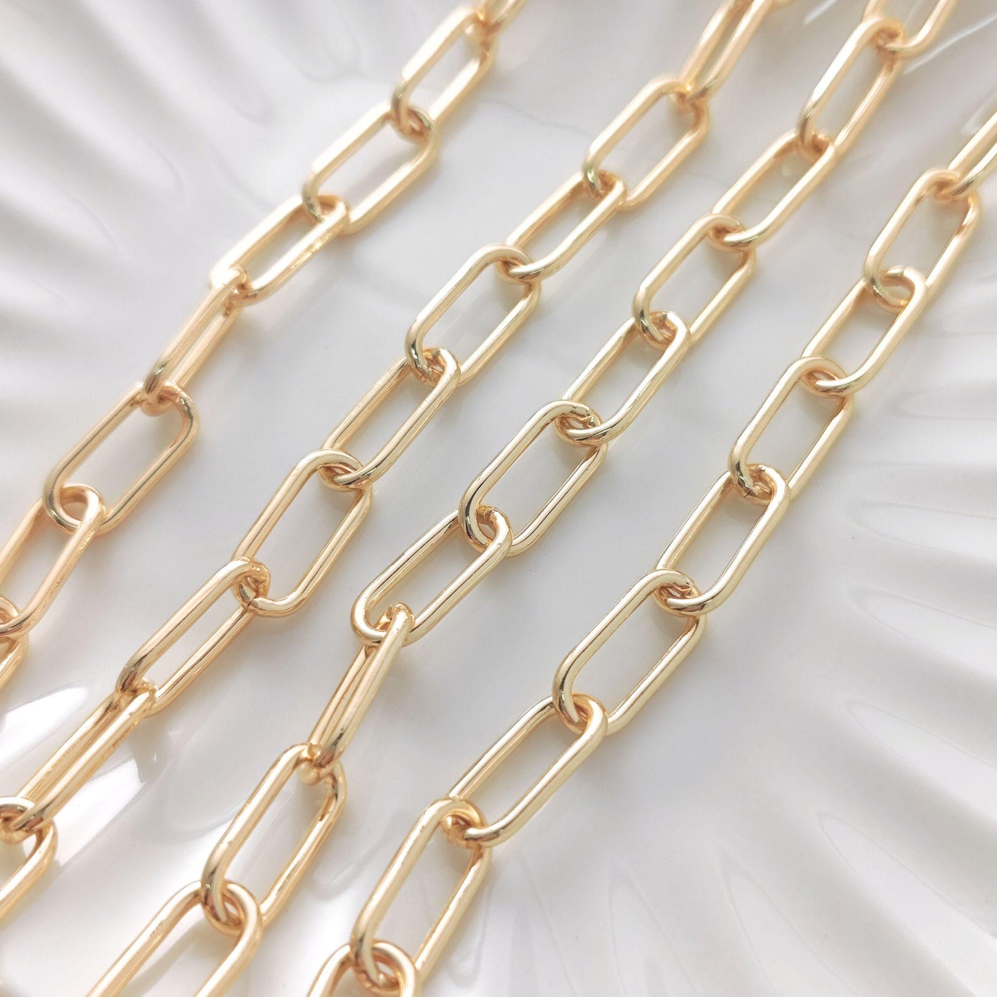 14K Gold Filled Paperclip Chain 7mm x 16.5 mm Large Oval Cable Brass Chains Semi Finished Chunky Chain Paperclip Necklace Chains By Meter
