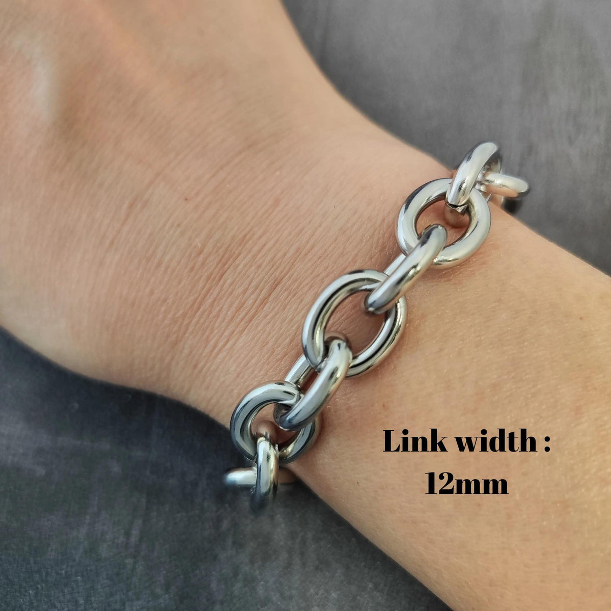 Unisex Stainless Steel Chunky Oval Link Chain Bracelet with Toggle Clasp, Waterproof Bold Rolo Cable Chain Wholesale Mens Jewelry Gift