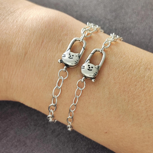 Sterling Silver Cute Cat Push in Spring Clasp Oval Chain Bracelet Lobster Lock Clasp Paperclip Clasp Bracelet Gift for Her 20 cm long