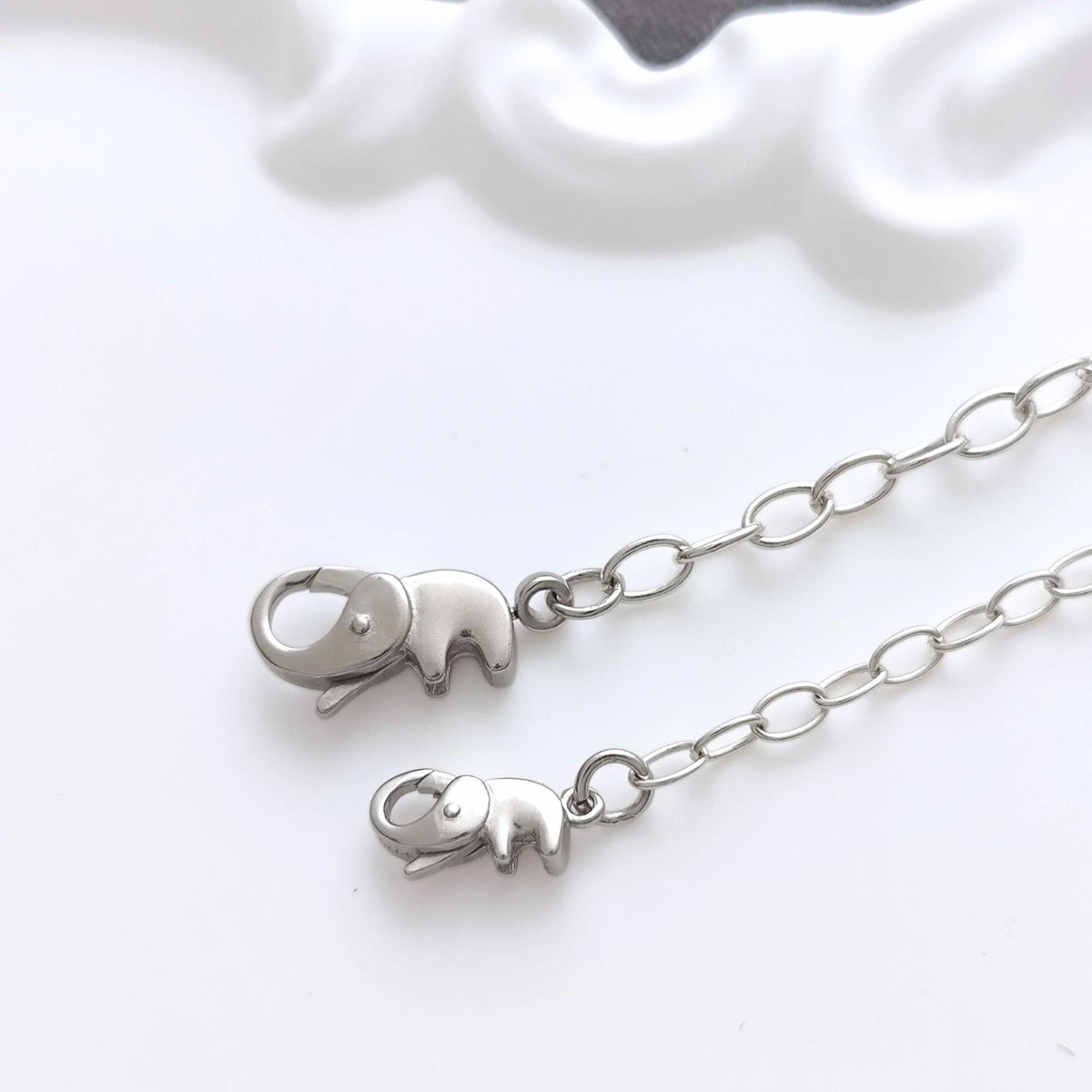 Sterling Silver Adorable Elephant Push in Spring Clasp Oval Chain Bracelet Lobster Clasp Bracelet Gift for Her 20 cm long
