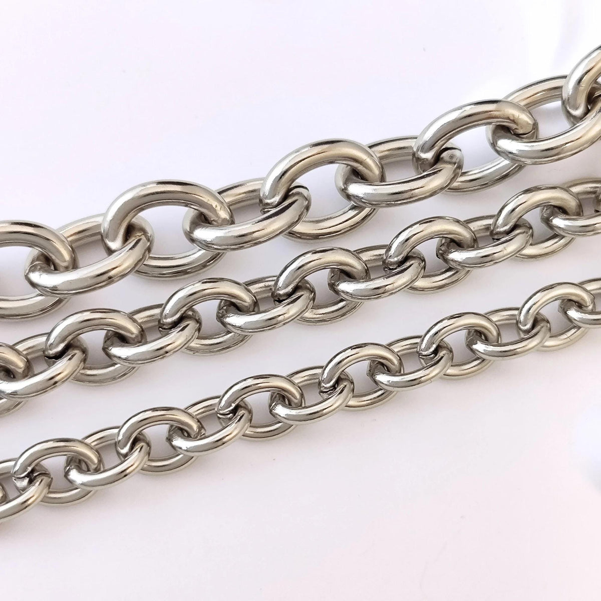 Unisex Stainless Steel Chunky Oval Link Chain Bracelet with Toggle Clasp, Waterproof Bold Rolo Cable Chain Wholesale Mens Jewelry Gift